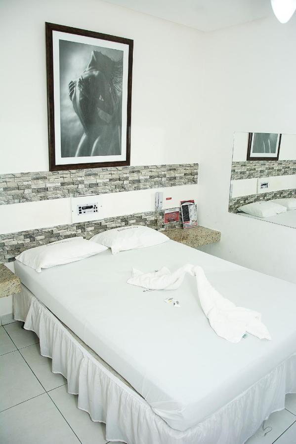 סלבאדור Hotel Ellegance מראה חיצוני תמונה