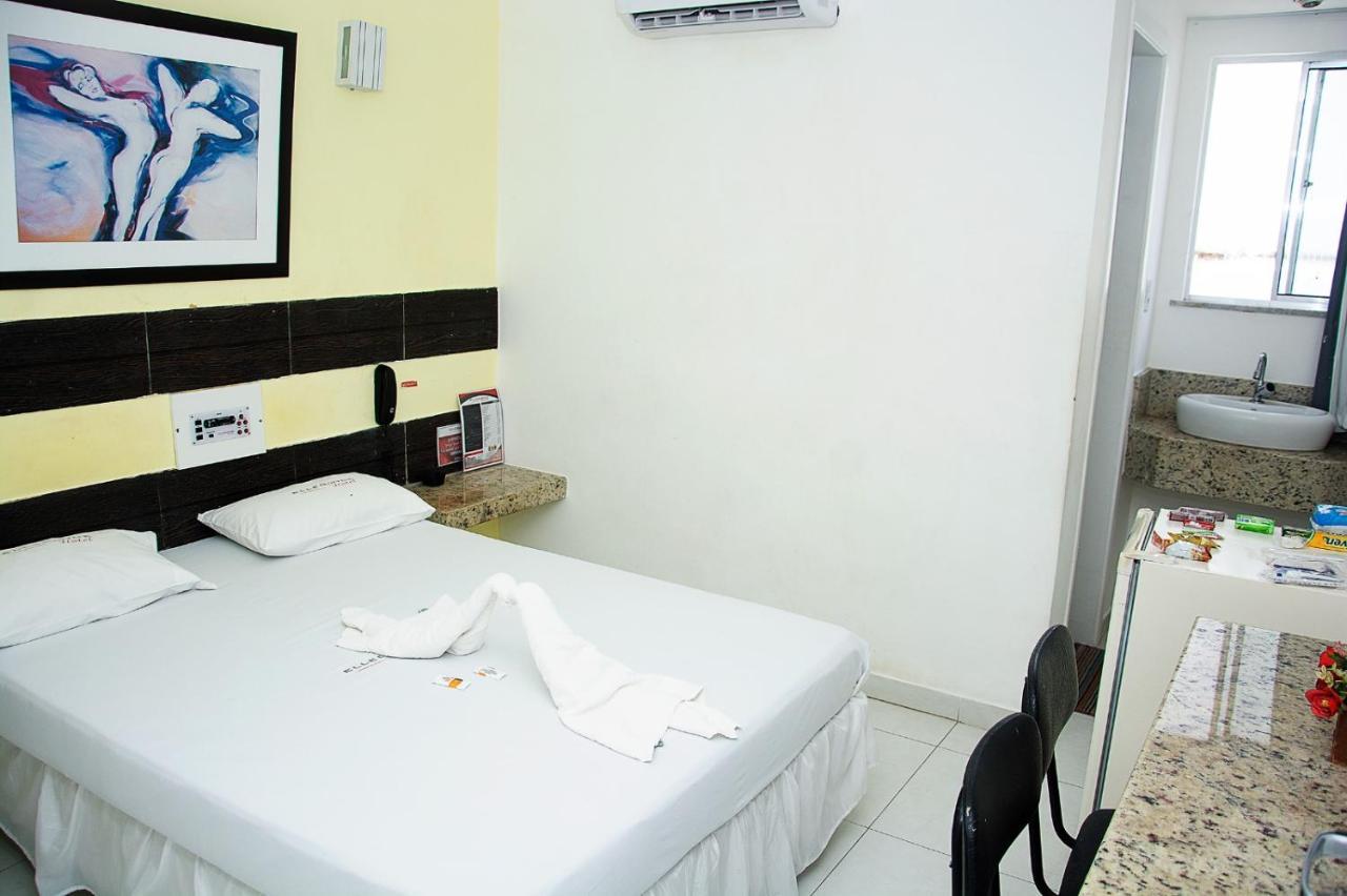 סלבאדור Hotel Ellegance מראה חיצוני תמונה