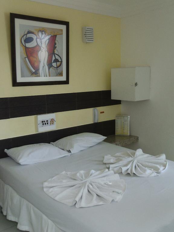 סלבאדור Hotel Ellegance מראה חיצוני תמונה