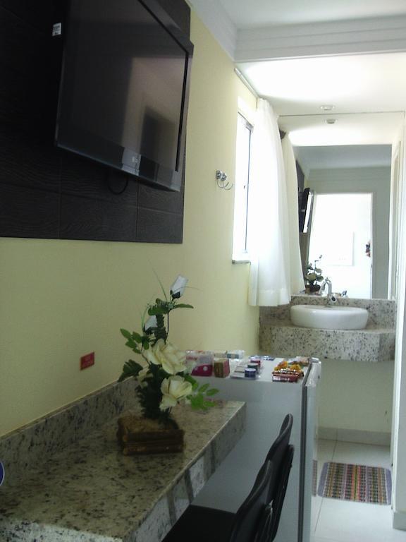 סלבאדור Hotel Ellegance חדר תמונה